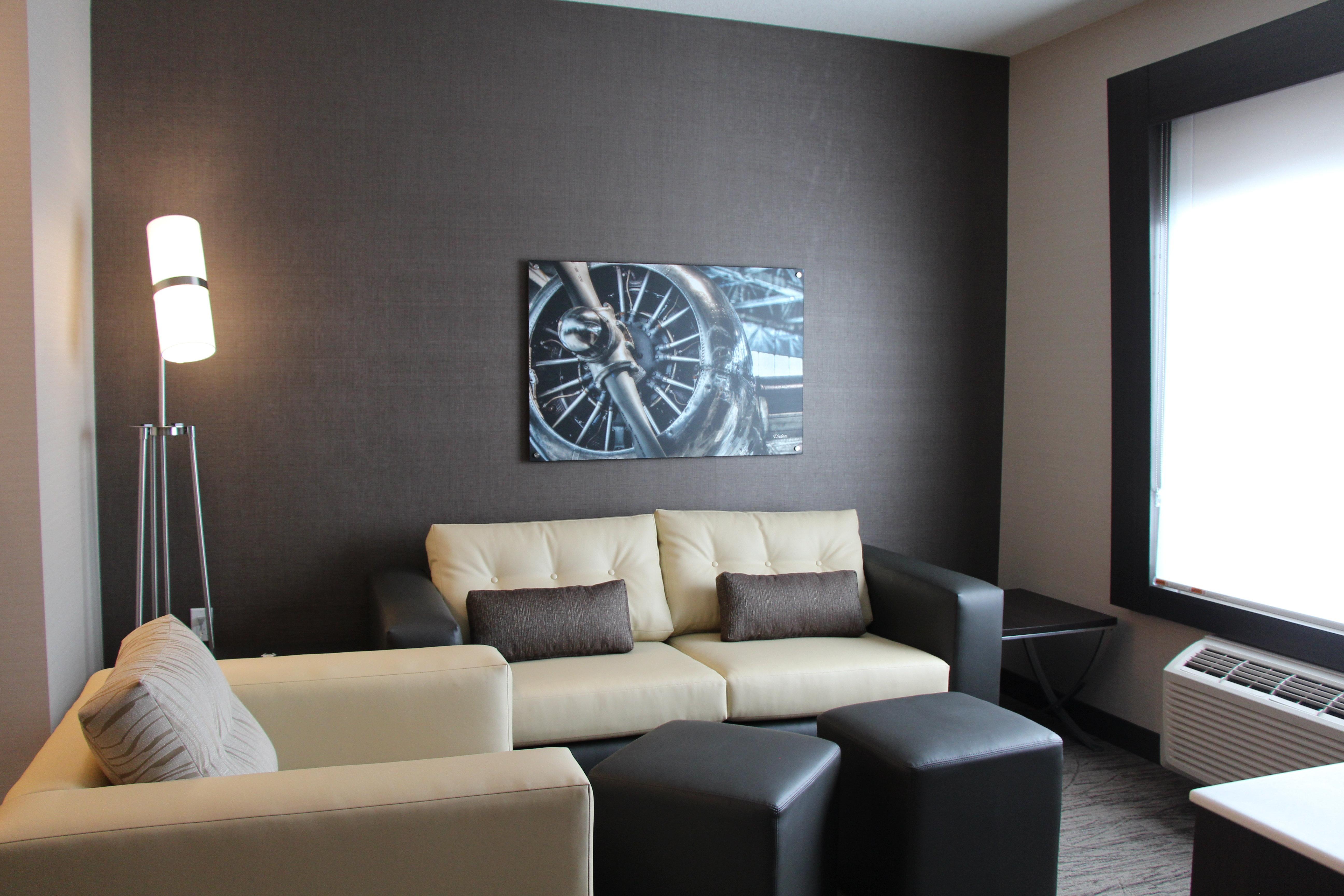 Holiday Inn Express & Suites Cold Lake By Ihg Εξωτερικό φωτογραφία